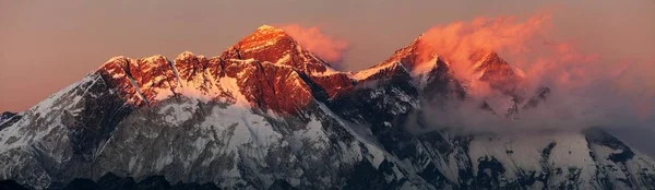 Noite Pôr Sol Vista Colorida Vermelha Monte Everest Lhotse Nuptse — Fotografia de Stock