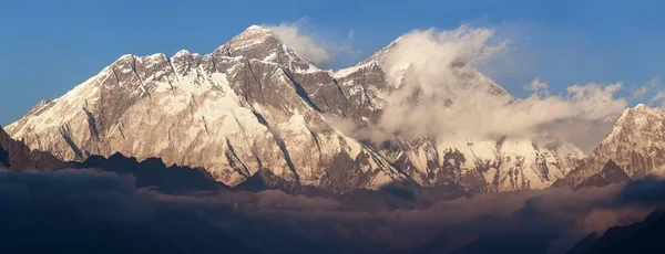 Gün Batımı Kırmızı Akşam Dağ Herhangi Bir Zamanda Lhotse Görünümünü — Stok fotoğraf