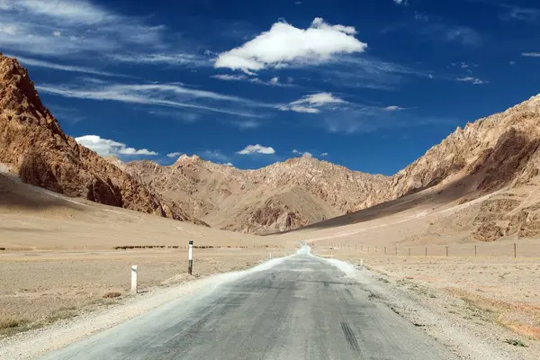 Estrada Pamir Trakt Pamirskij Paisagem Torno Rodovia Pamir M41 Montanhas — Fotografia de Stock