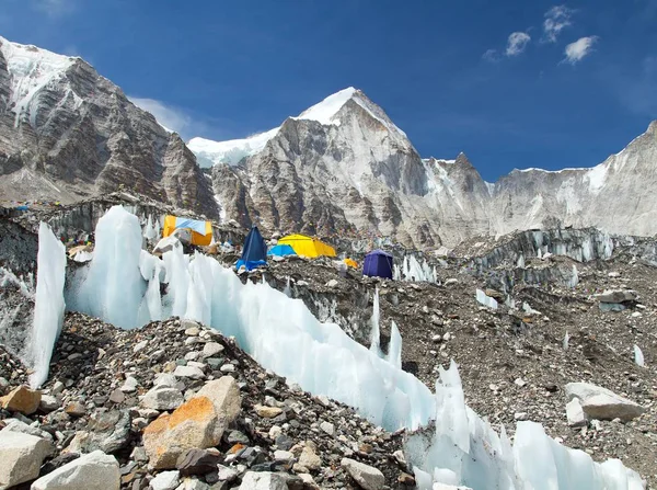 Campo Base Del Monte Everest Tende Ghiacciaio Del Khumbu Montagne — Foto Stock