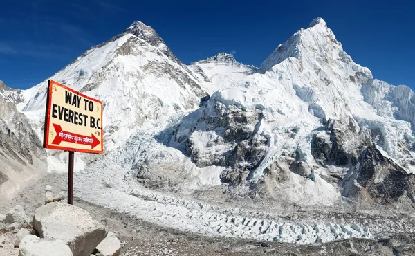 Rozcestníku Cestu Mount Everest Mount Everest Lhotse Nuptse Základního Tábora — Stock fotografie