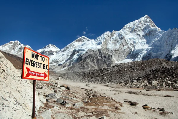 Señal Para Montar Everest Nepal Himalayas Montañas —  Fotos de Stock