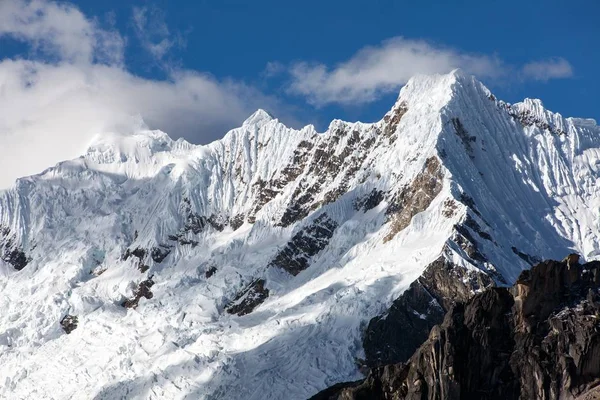 Mount Saksarayuq, Andánské hory, Choquequirao trek — Stock fotografie