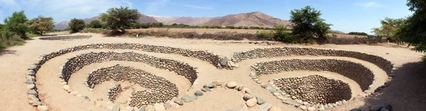 Kantallosches Aquädukt in Nazca-, Spiral- oder Kreisaquädukten — Stockfoto