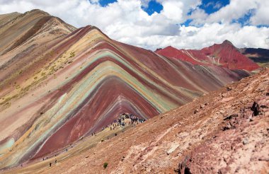 Gökkuşağı dağları veya Vinicunca Montana de Siete Colores Peru, Peru 'da Cuzco bölgesi, Peru And Dağları, panoramik manzara