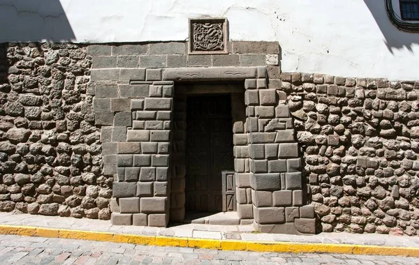 Doce Ángulos Piedra Hermosa Calle Estrecha Edificios Pared Centro Cusco —  Fotos de Stock