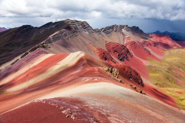 Gökkuşağı dağları veya Vinicunca Montana de Siete Colores, Peru, Peru 'daki Cuzco bölgesi, Peru And Dağları