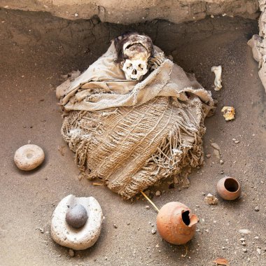 Peru 'nun Nazca bölgesinde Chauchilla' daki preinca Nazca veya Nasca medeniyet mezarlıklarının tarihi kazıları 