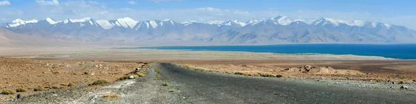 Estrada Pamir Trakt Pamirskij Montanhas Pamir Lago Karakul Tajiquistão Paisagem — Fotografia de Stock