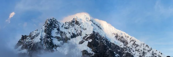 Βραδιά Πανοραμική Θέα Του Βουνού Salkantay Salcantay Οδοιπορικό Στο Δρόμο — Φωτογραφία Αρχείου