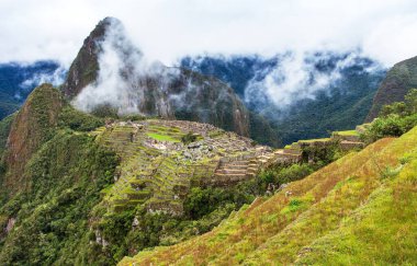 Machu Picchu, Peru 'nun panoramik manzaralı İnka kasabası, Unesco dünya mirası alanı, kutsal vadi, Cusco bölgesi, Peru