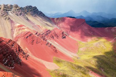 Gökkuşağı dağları veya Vinicunca Montana de Siete Colores, Peru, Peru 'daki Cuzco bölgesi, Peru And Dağları