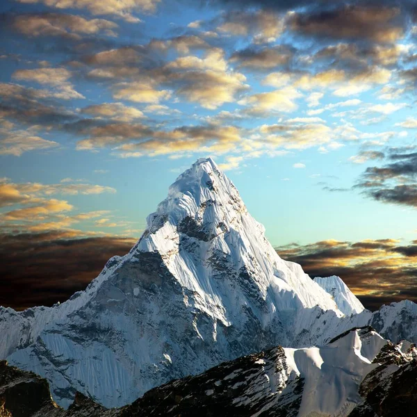 Wieczorny Widok Górę Ama Dablam Drodze Everest Base Camp Nepal — Zdjęcie stockowe