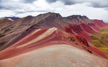 Gökkuşağı dağları veya Vinicunca Montana de Siete Colores, Peru, Peru 'daki Cuzco bölgesi, Peru And Dağları