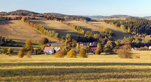 Otoño Panorama Las Tierras Altas Bohemia Moravia Pueblo Vecov Zdarske —  Fotos de Stock