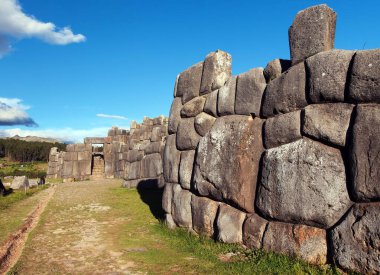Sacsayhuaman, Cusco veya Cuzco 'daki İnka harabelerinin manzarası, Peru