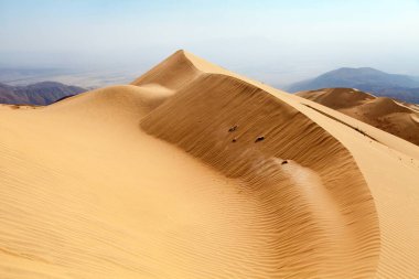 Cerro Blanco kum tepeciği, Peru 'daki Nasca ya da Nazca kasabası yakınlarındaki dünyanın en yüksek kum tepelerinden biri. 