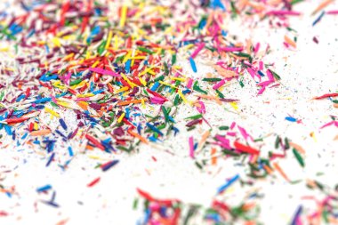 Renk kalem talaş dokulu beyaz arka plan üzerinde bulanıklık