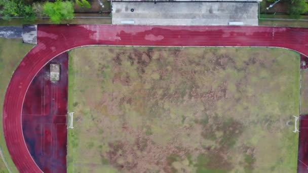 Luftaufnahme Über Dem Verlassenen Stadion Nach Regen — Stockvideo