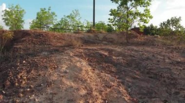 Kişisel alan kavramı tepenin arka plan üzerinde geçirimsiz halindeyken