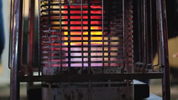 电加热器为生活提供温暖的温度 — 图库视频影像