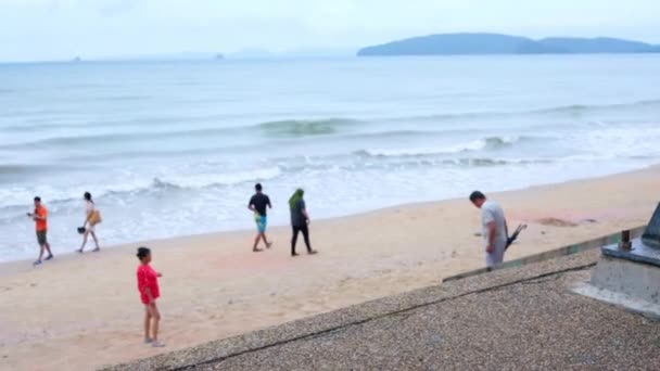 Nang Krabi Tailândia Setembro 2019 Passeio Turistas Praia Aonang Depois — Vídeo de Stock