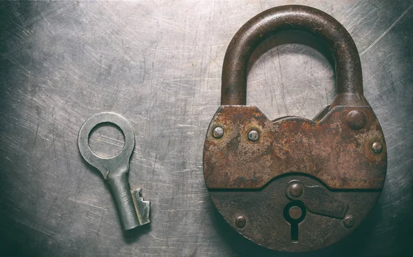 Key Rusty Padlock Metal Background — Stock Photo, Image