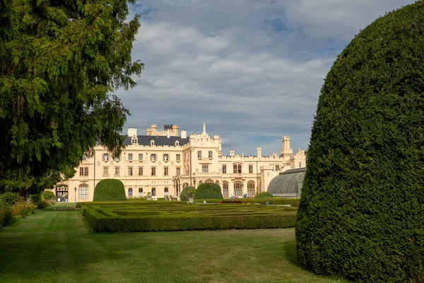 Famous State Chateau Lednice Património Mundial Unesco Morávia Sul República — Fotografia de Stock