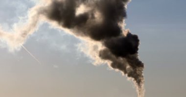 Sigara fabrikası baca, ekoloji ve kirlilik kavramı