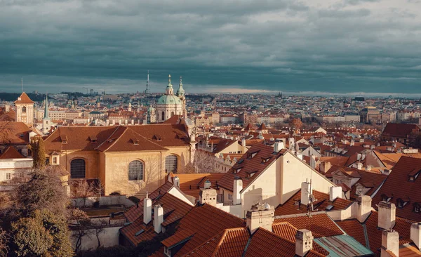 Prag şehri fotoğrafı, Prag Kalesi Tepesi manzarası, Aralık 2018