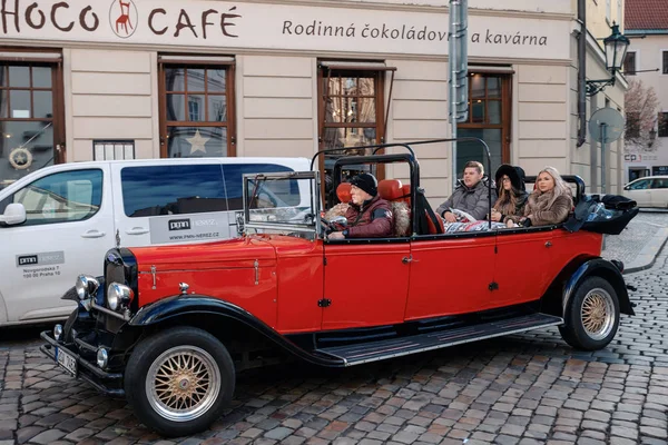 Prague República Checa Dezembro 2018 Carro Histórico Famoso Praga Rua — Fotografia de Stock