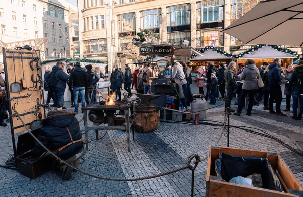 Praga Repubblica Ceca Dicembre 2018 Popoli Famoso Mercatino Natale Dell — Foto Stock