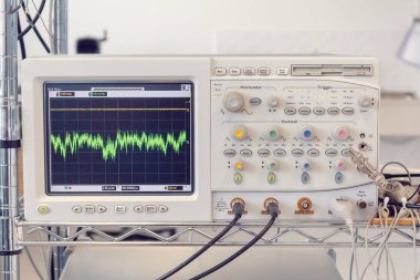 Test etme donanımları - dalga analyzer osciloscop laboratuvar üzerinde Modern fiber optik