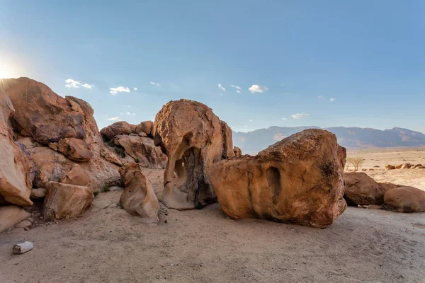 観光ポイントの象岩 興味深い石形成のような彫刻 Brandberg ナミビアのアフリカ象 — ストック写真