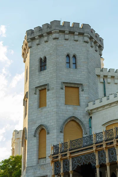 Turm Der Schönen Weißen Renaissance Burg Hluboka Nad Vltavou Eine — Stockfoto