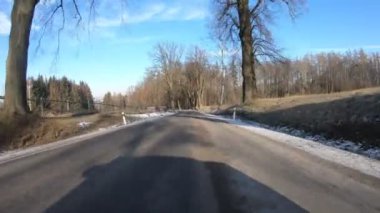 Kış araba sürücü güneşli gün