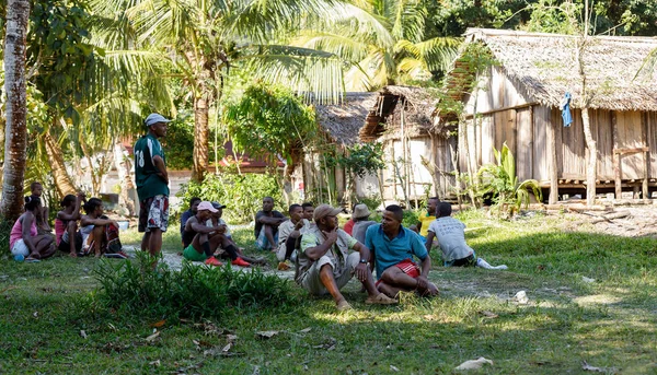 Maroantsetra Madagascar Novembro 2016 Crianças Malgaxes Desfrutando Jogo Futebol Atrás — Fotografia de Stock