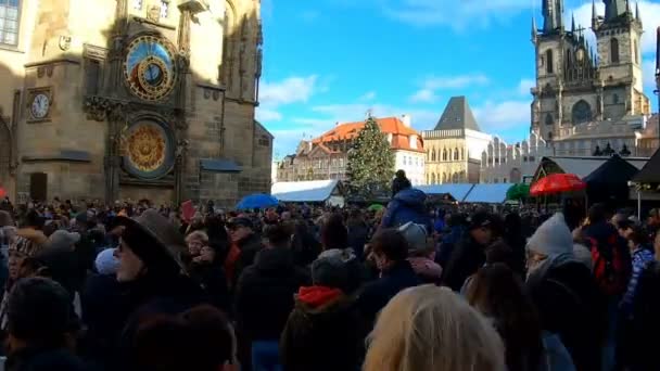 Vánoční adventní trh na Staroměstské náměstí, Praha — Stock video