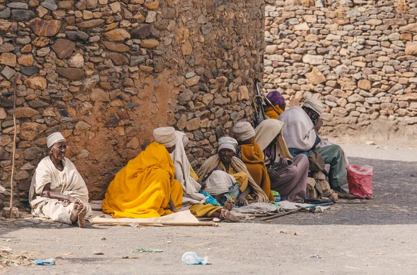 Аксум Эфиопия Апреля 2019 Года Беггарские Старушки Улице Перед Знаменитой — стоковое фото