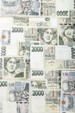Çekoslovakya 'nın binlerce kronu var. Corona virüsü salgını finansal kriz ve ekonomi konseptini yeniden başlatıyor