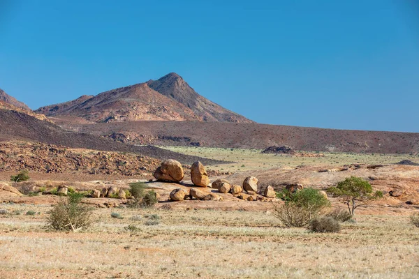Desierto Alrededor Montaña Brandberg Paisaje Cercano Con Pinturas Rupestres Dama — Foto de Stock