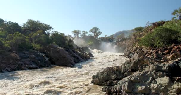 Epupa-Fälle am Kunene-Fluss in Namibia — Stockvideo