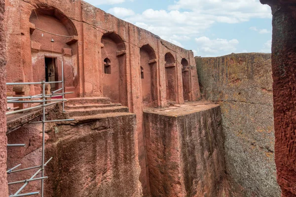 beta Gabriel Raphael, english House of the angels Gabriel and Raphael, is an underground rock-cut monolith Orthodox church located in Lalibela, Ethiopia. UNESCO World Heritage Site at Lalibela