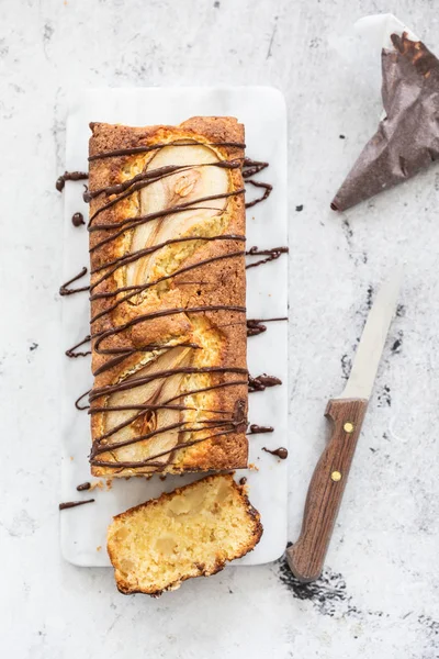 Perencake Fresco Fatto Casa Con Pesca Cioccolato Sulla Parte Superiore — Foto Stock