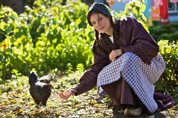Young Farm Woman Traditional Clothing Feeding Chickens — Stock Photo, Image