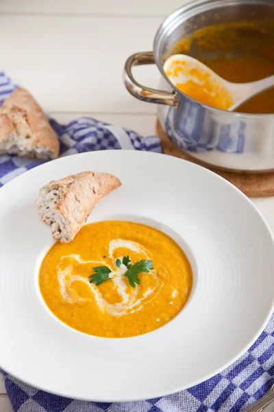 Морковный Суп Кухонном Столе — стоковое фото