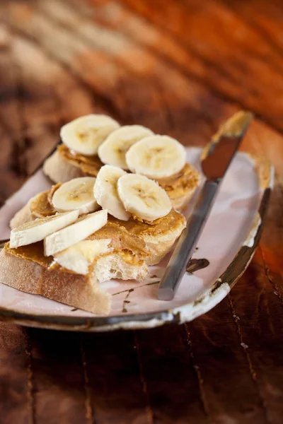 Chutný Sendvič Arašídovým Máslem Banány — Stock fotografie