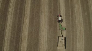  basın saman makinesi