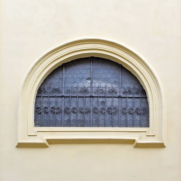 Окно Решеткой Древнего Здания Старый Прагуа 2018 — стоковое фото
