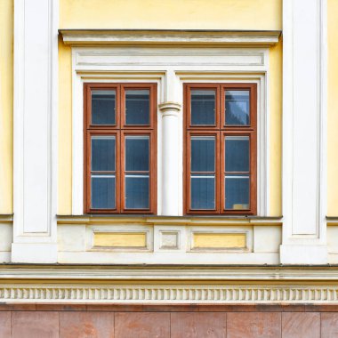 Eski bir binanın pencere. 